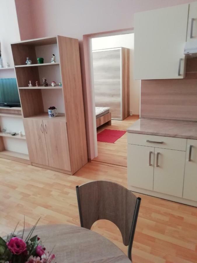 Apartman Lux Prešov Exterior foto